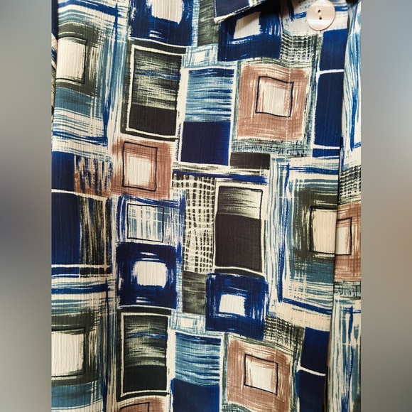 849- Dana Gibson Abstract Vintage Button Down - Picture 5 of 6